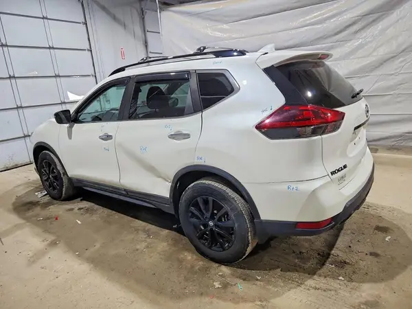 5N1AT2MV3JC728789 2018 NISSAN ROGUE - Image 2