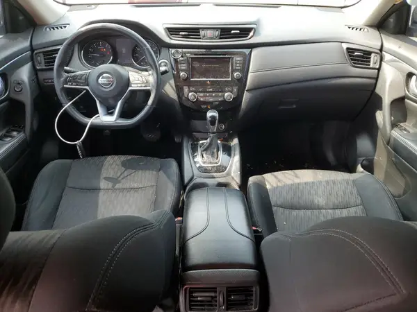 5N1AT2MV3JC735791 2018 NISSAN ROGUE - Image 8