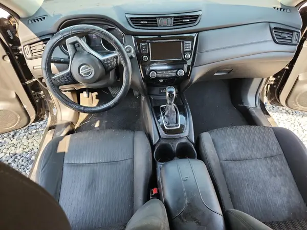 5N1AT2MV3JC737072 2018 NISSAN ROGUE - Image 8