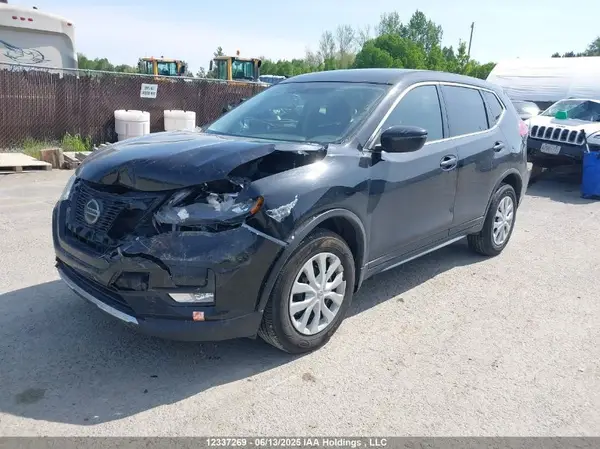 5N1AT2MV3JC737704 2018 NISSAN ROGUE - Image 2