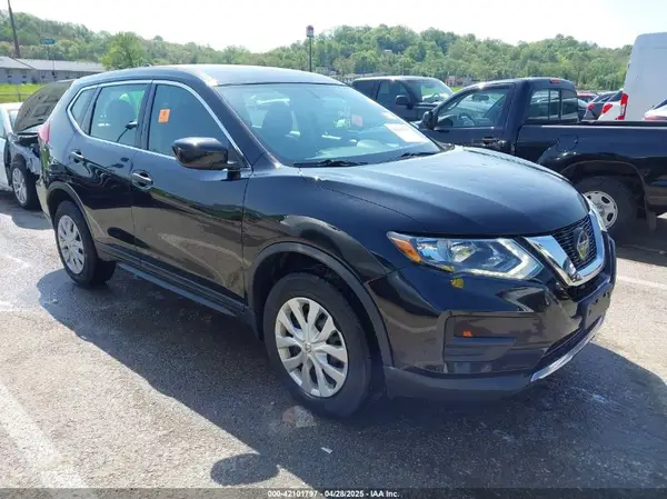 5N1AT2MV3JC739534 2018 NISSAN ROGUE - Image 1