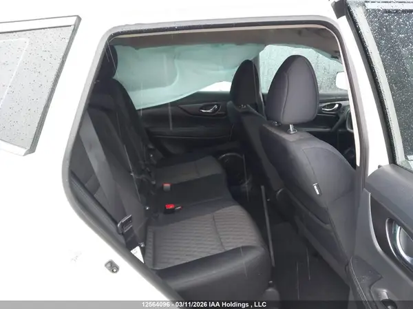 5N1AT2MV3JC740604 2018 NISSAN ROGUE - Image 8