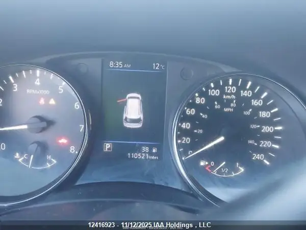 5N1AT2MV3JC741381 2018 NISSAN ROGUE - Image 8
