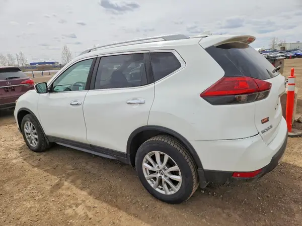 5N1AT2MV3JC745821 2018 NISSAN ROGUE - Image 2