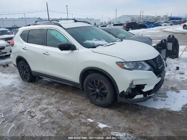 5N1AT2MV3JC746886 2018 NISSAN ROGUE - Image 1