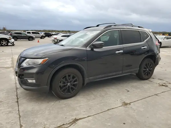 5N1AT2MV3JC747021 2018 NISSAN ROGUE - Image 1