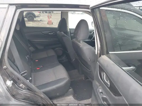5N1AT2MV3JC751828 2018 NISSAN ROGUE - Image 8