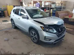 5N1AT2MV3JC754065 2018 NISSAN ROGUE