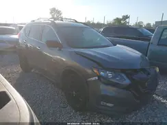 5N1AT2MV3JC758228 2018 NISSAN ROGUE