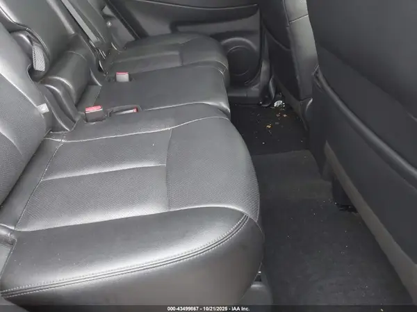 5N1AT2MV3JC759802 2018 NISSAN ROGUE - Image 8