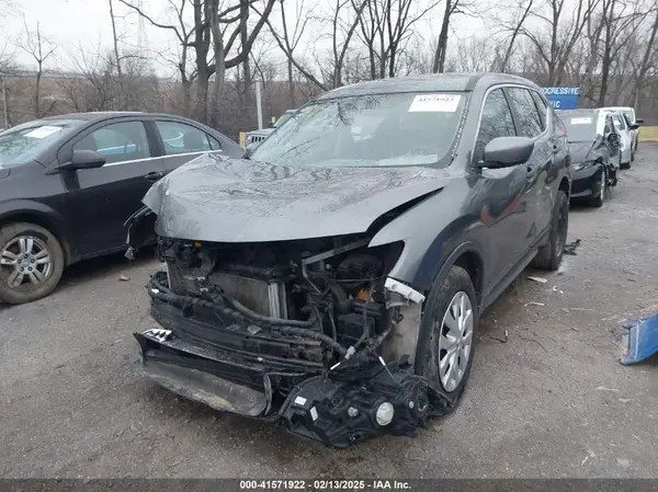 5N1AT2MV3JC770895 2018 NISSAN ROGUE - Image 2