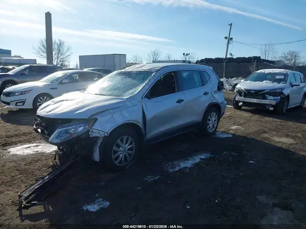 5N1AT2MV3JC771271 2018 NISSAN ROGUE - Image 2
