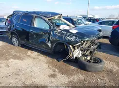5N1AT2MV3JC771416 2018 NISSAN ROGUE