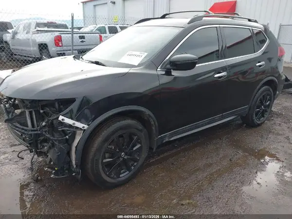5N1AT2MV3JC774980 2018 NISSAN ROGUE - Image 2