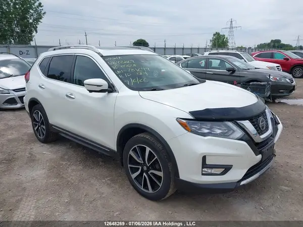 5N1AT2MV3JC781699 2018 NISSAN ROGUE - Image 1