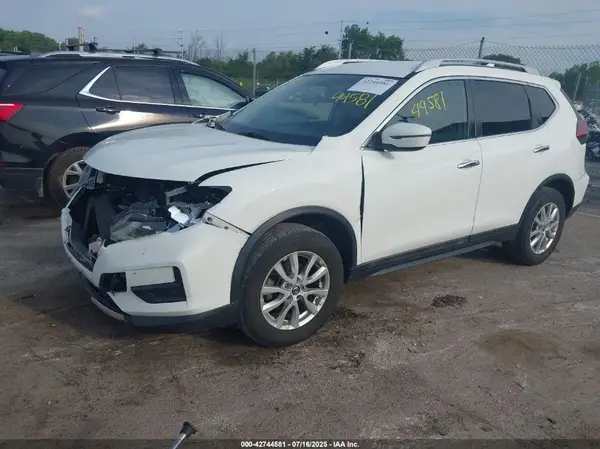 5N1AT2MV3JC788054 2018 NISSAN ROGUE - Image 2