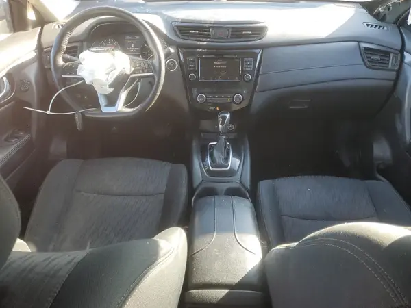 5N1AT2MV3JC790631 2018 NISSAN ROGUE - Image 8