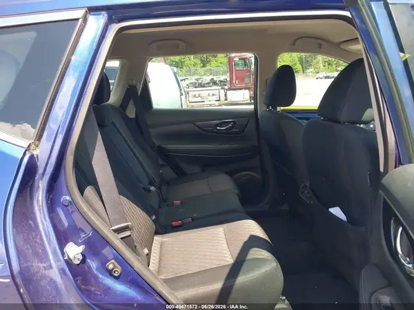 5N1AT2MV3JC792394 2018 NISSAN ROGUE - Image 8