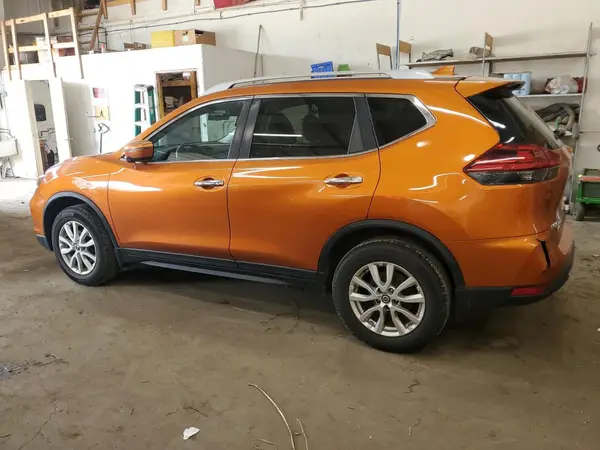 5N1AT2MV3JC792492 2018 NISSAN ROGUE - Image 2