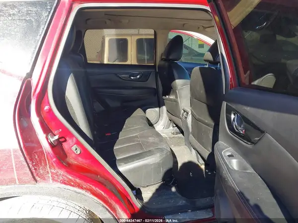 5N1AT2MV3JC796378 2018 NISSAN ROGUE - Image 8