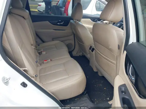 5N1AT2MV3JC797031 2018 NISSAN ROGUE - Image 8