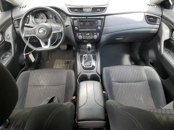 5N1AT2MV3JC800168 2018 NISSAN ROGUE - Image 8