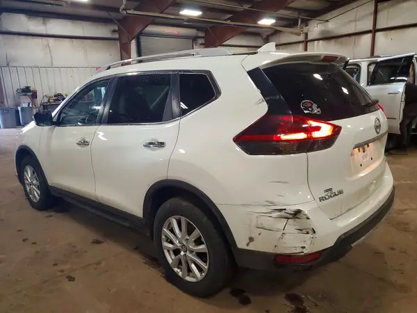 5N1AT2MV3JC800655 2018 NISSAN ROGUE - Image 2