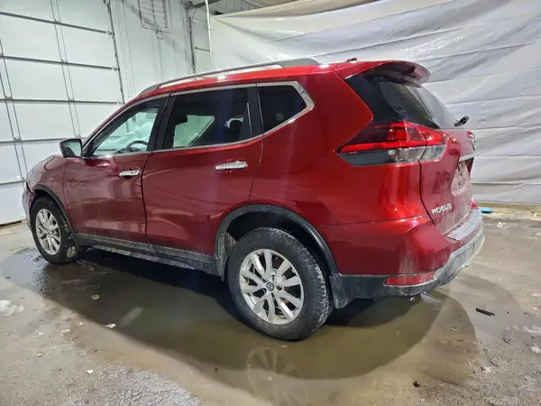 5N1AT2MV3JC800896 2018 NISSAN ROGUE - Image 2