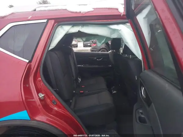 5N1AT2MV3JC804396 2018 NISSAN ROGUE - Image 8