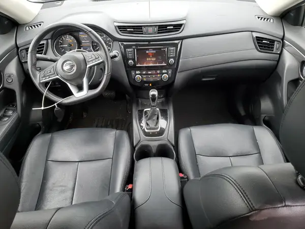 5N1AT2MV3JC811378 2018 NISSAN ROGUE - Image 8