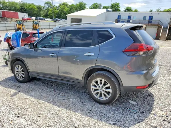 5N1AT2MV3JC811509 2018 NISSAN ROGUE - Image 2