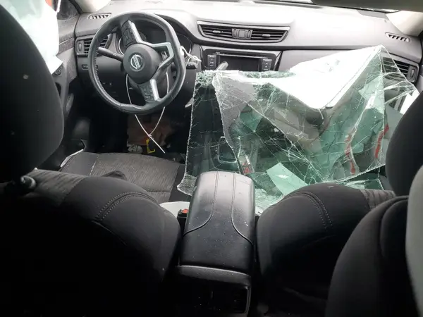 5N1AT2MV3JC818928 2018 NISSAN ROGUE - Image 8