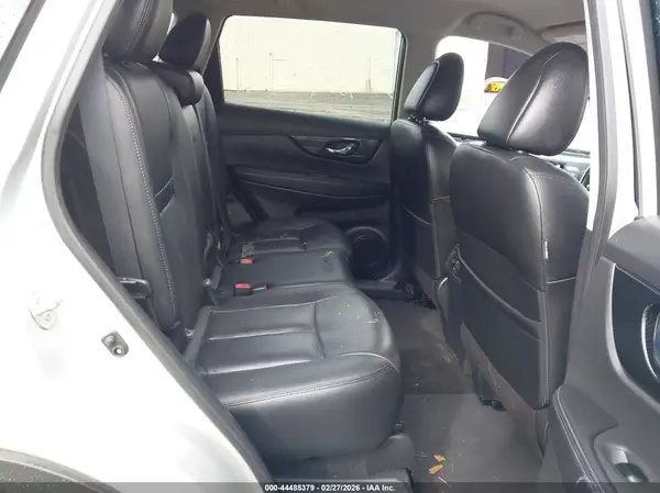 5N1AT2MV3JC823840 2018 NISSAN ROGUE - Image 8