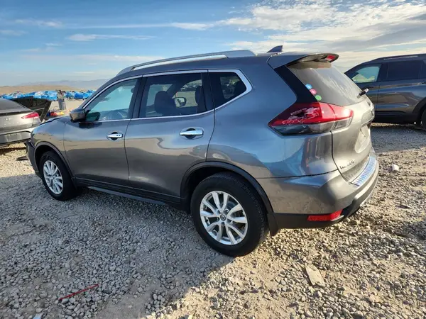 5N1AT2MV3JC824390 2018 NISSAN ROGUE - Image 2