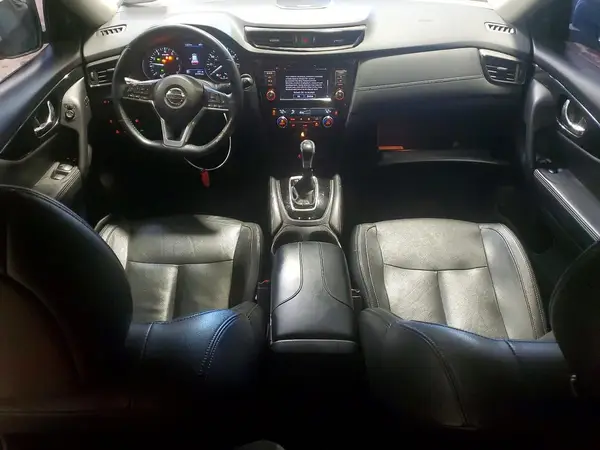 5N1AT2MV3JC826138 2018 NISSAN ROGUE - Image 8