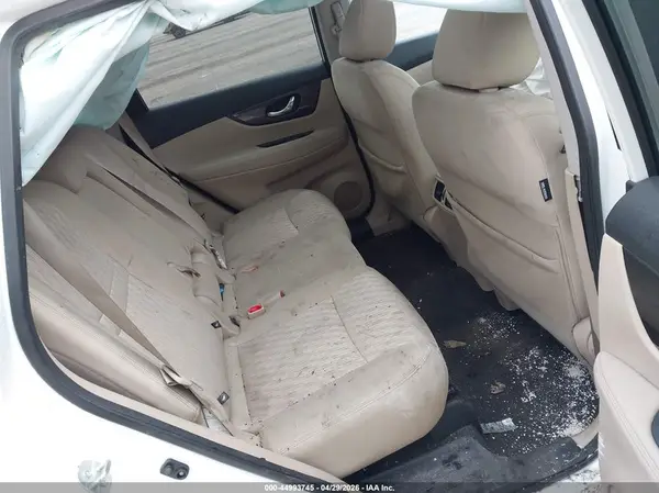 5N1AT2MV3JC829878 2018 NISSAN ROGUE - Image 8
