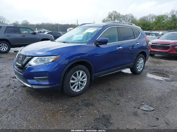 5N1AT2MV3JC830240 2018 NISSAN ROGUE - Image 2