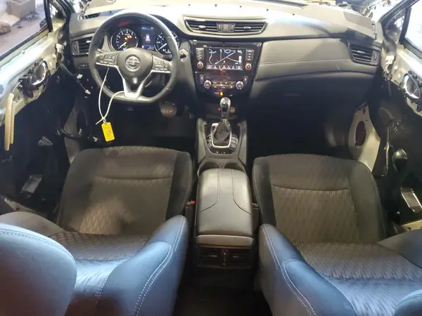5N1AT2MV3JC833056 2018 NISSAN ROGUE - Image 8