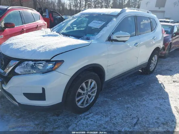 5N1AT2MV3JC835387 2018 NISSAN ROGUE - Image 2
