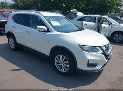 5N1AT2MV3JC841352 2018 NISSAN ROGUE