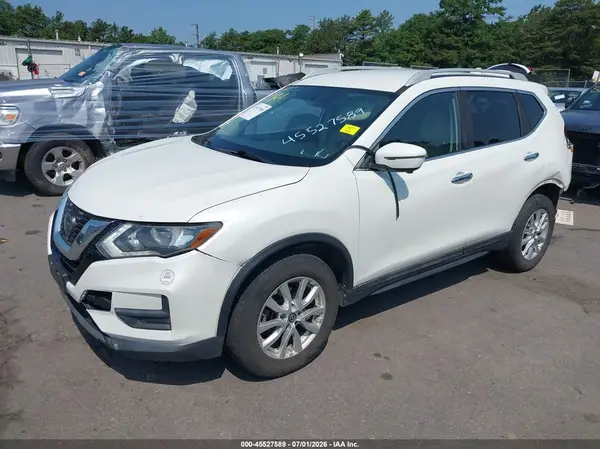 5N1AT2MV3JC841352 2018 NISSAN ROGUE - Image 2