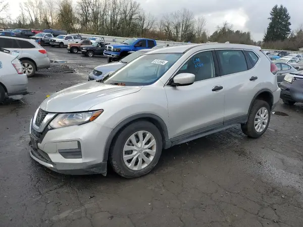 5N1AT2MV3JC841688 2018 NISSAN ROGUE - Image 1