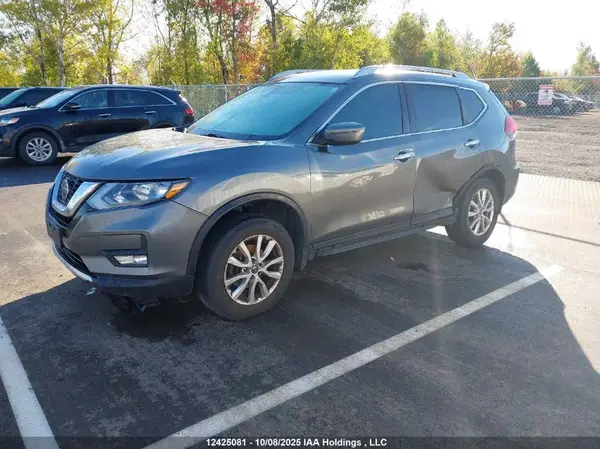 5N1AT2MV3KC710682 2019 NISSAN ROGUE - Image 2