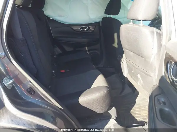 5N1AT2MV3KC710682 2019 NISSAN ROGUE - Image 8