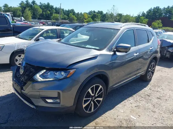 5N1AT2MV3KC714439 2019 NISSAN ROGUE - Image 2