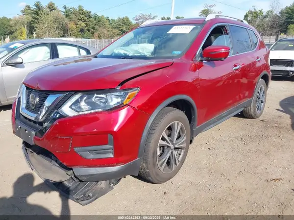 5N1AT2MV3KC738711 2019 NISSAN ROGUE - Image 2