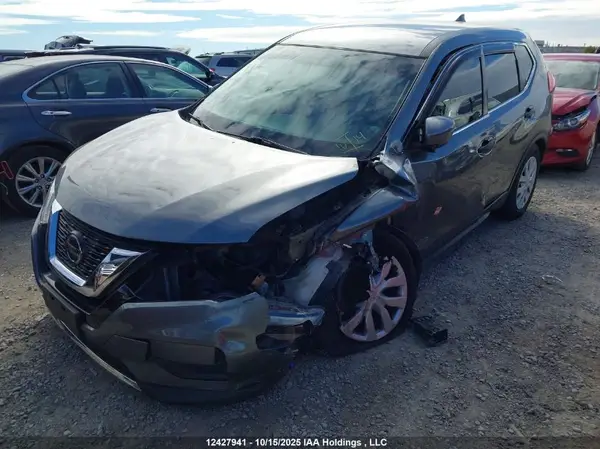 5N1AT2MV3KC739261 2019 NISSAN ROGUE - Image 2