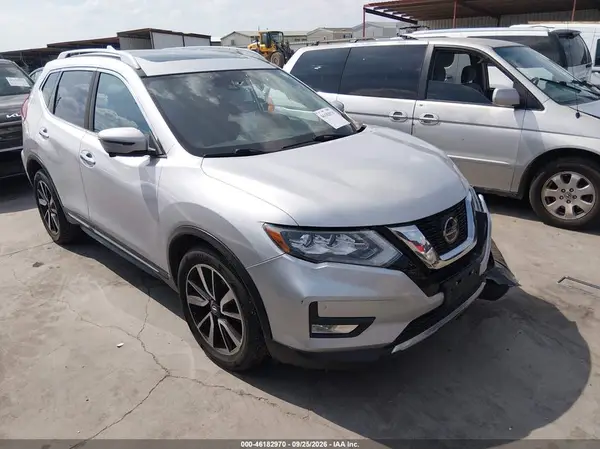 5N1AT2MV3KC743164 2019 NISSAN ROGUE - Image 1