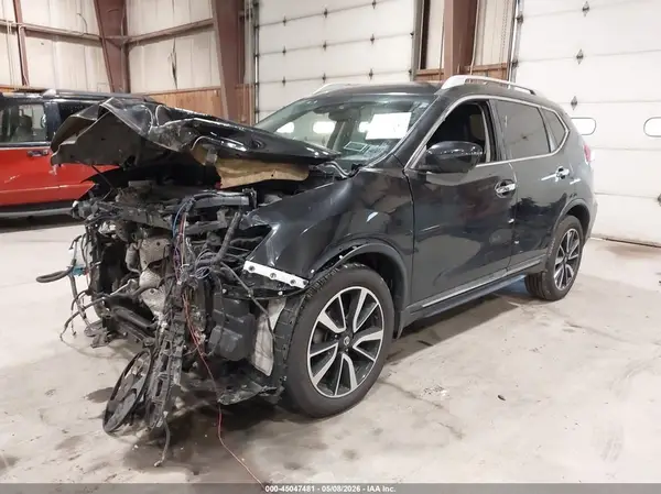 5N1AT2MV3KC744833 2019 NISSAN ROGUE - Image 2