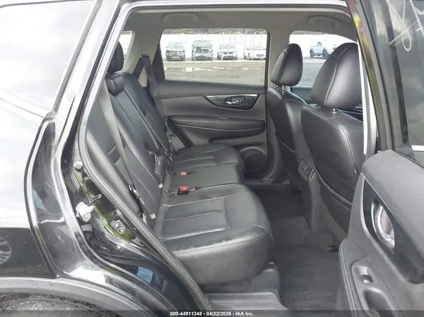 5N1AT2MV3KC752530 2019 NISSAN ROGUE - Image 8